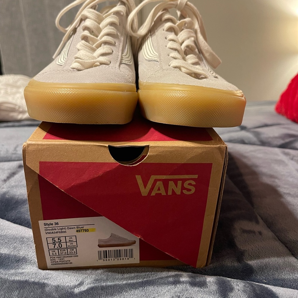 Vans dawn blue size 7